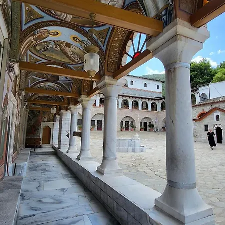 Domatia Кавала