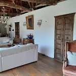 Domatia Villa *