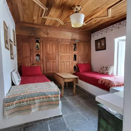 Domatia Villa Kavala