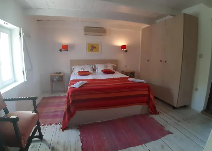 Domatia Villa Kavala