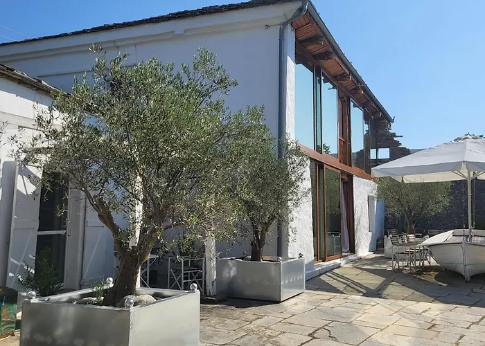 Domatia Villa Kavala